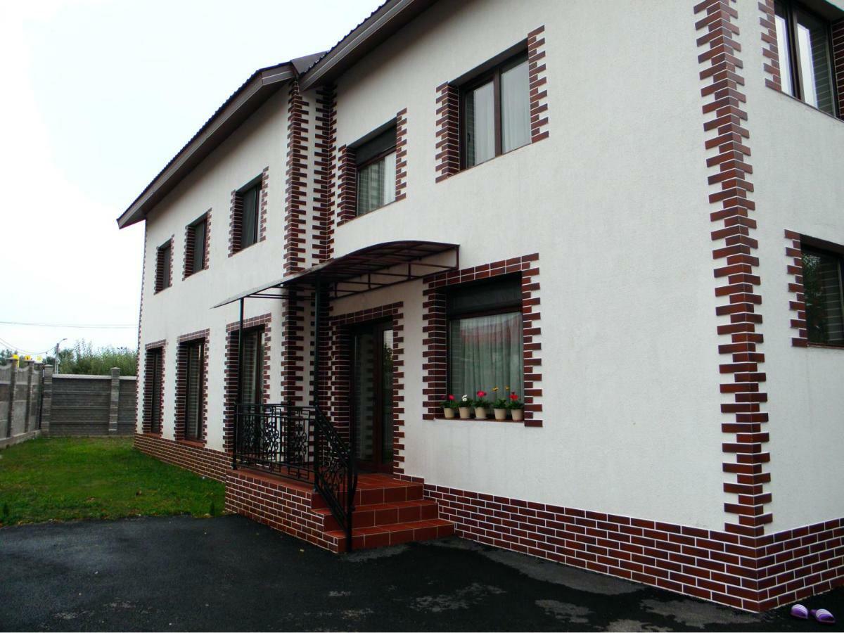 Pensiunea Platinum Târgu Jiu Exterior photo